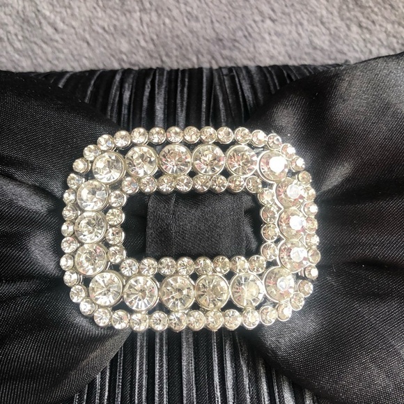 𝅺WHITTALL & Shon Black Rhinestone‎ brooch with a bow clutch or shoulder purse - Picture 2 of 11